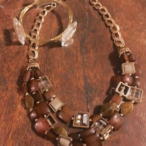 6/$20 Necklace and Bracelet Set in Beautiful Earthy Tones, Very Classy, NWOT